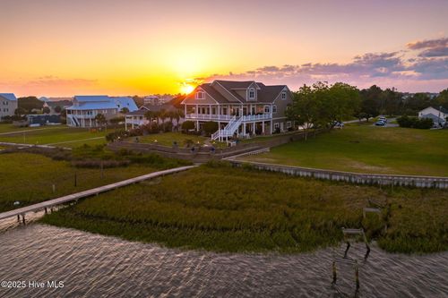 291 Live Oak Rd, Newport, NC, 28570-5143 | Card Image