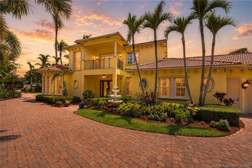32 Sw Wiregrass Ct, Palm City, FL, 34990-7615 | Card Image
