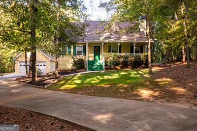 1540 Morgan Dr, House other with 3 bedrooms, 2 bathrooms and 2 parking in Buckhead GA | Image 1