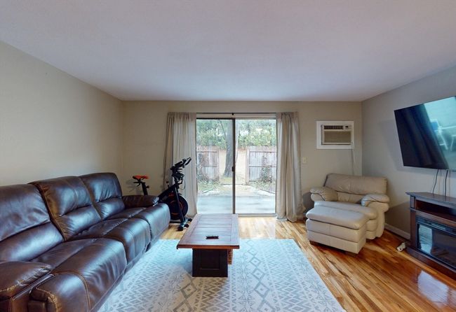 27 - 27 Webster Ct, Condo with 2 bedrooms, 2 bathrooms and 2 parking in Amherst MA | Image 18