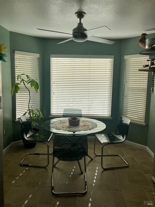 1112 Navarro Street, Santa Rosa, CA, 95401 | Card Image