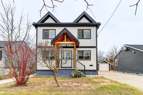 1-84 Foch Ave, Etobicoke, ON, M8W3X6 | Card Image