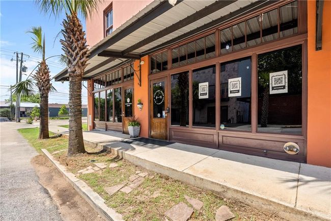 Entrance to property | Image 19