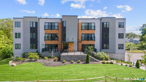5-245 E Main Street, Branford, CT, 06405 | Card Image