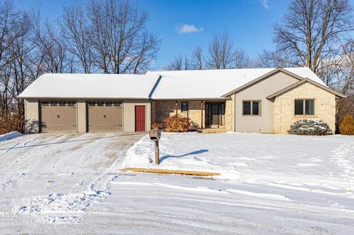 421 Fawnwood Court, WRIGHTSTOWN, WI, 54180 | Card Image