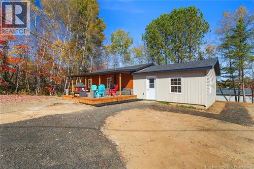 19 Slope Rd, Minto, NB, E4B3G7 | Card Image