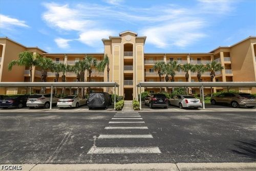 738-8261 Pathfinder Loop, FORT MYERS, FL, 33919-8791 | Card Image