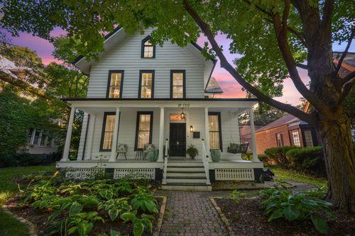 1317 Grove St, Bloomington, IL, 61701-4256 | Card Image