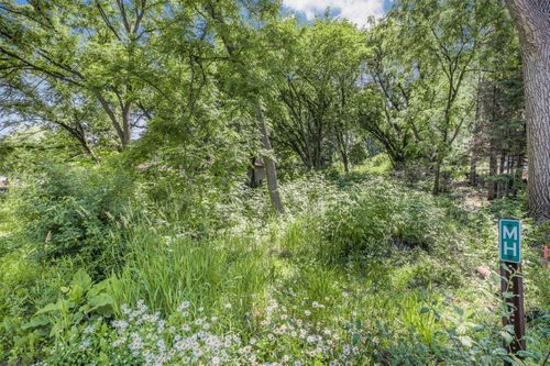1984 Prosperity Rd, Maplewood, MN, 55109-3619 | Card Image