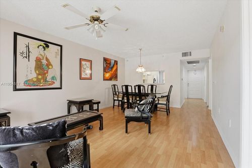 304q-601 Sw 142nd Ave, Pembroke Pines, FL, 33027-1590 | Card Image