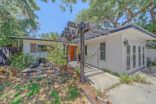 3281 8th St, Sarasota, FL, 34237-4705 | Card Image