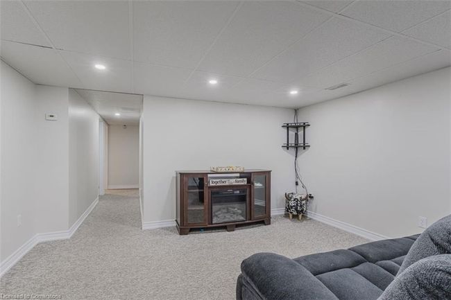 1199 Lakeshore Rd, House other with 5 bedrooms, 2 bathrooms and 8 parking in Selkirk ON | Image 21