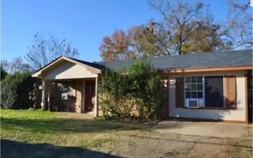 1003 W Point Tap Rd, Palestine, TX, 75803-8447 | Card Image