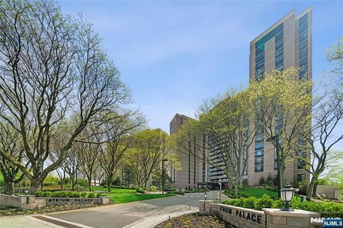 1512 Palisade Ave, Fort Lee, NJ, 07024-5308 | Card Image