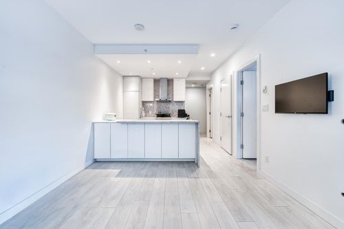 1711-6098 Station St, Burnaby, BC, V5H0H4 | Card Image