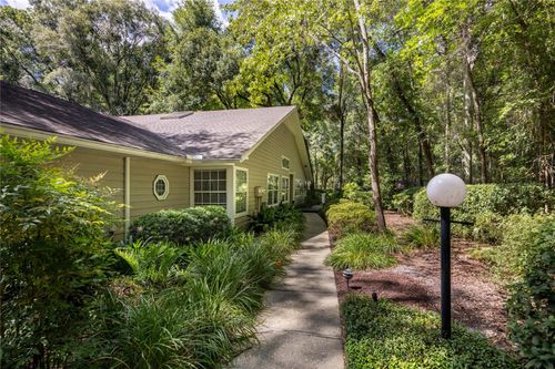 5040 Sw 9th Ln, GAINESVILLE, FL, 32607-3866 | Card Image