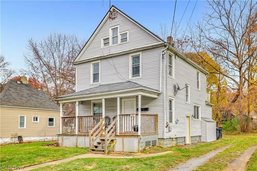 673 Sumner St, Akron, OH, 44311-1656 | Card Image