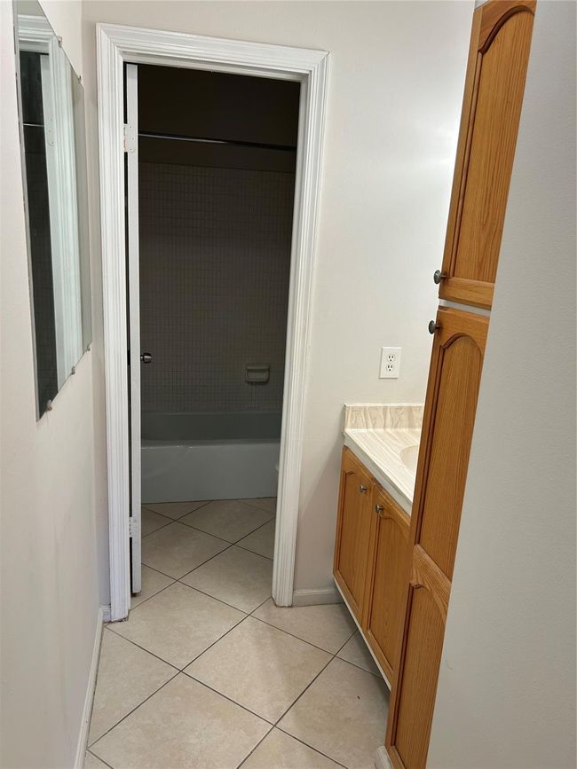 APT-814 - 180 Cypress Club Dr, Condo with 1 bedrooms, 2 bathrooms and null parking in Pompano Beach FL | Image 14