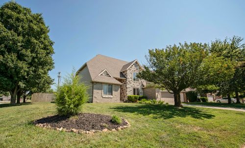 1529 W Maplewood St, Springfield, MO, 65807-4798 | Card Image