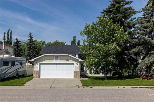 {{alt}} | Card Image