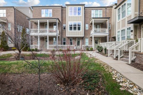 207 Porter Village Cir, Nashville, TN, 37206-2599 | Card Image