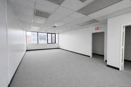 200-4234 162nd St, Flushing, NY, 11358-4198 | Card Image