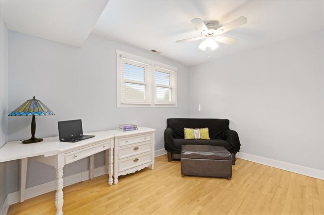 221 N Illinois St, House other with 4 bedrooms, 4 bathrooms and 2 parking in Elmhurst IL | Image 23