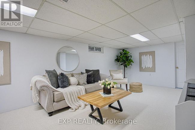 4382 Central Avenue, House other with 5 bedrooms, 2 bathrooms and 5 parking in Lincoln (Beamsville) ON | Image 22