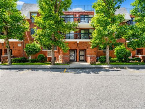 1-7108 Sutton Place, New York, NY, 11365 | Card Image