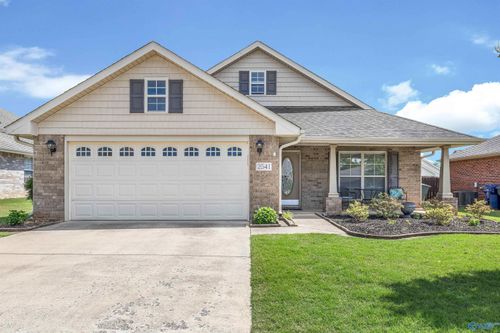 2541 Marjorie Ln Sw, Huntsville, AL, 35803-3420 | Card Image