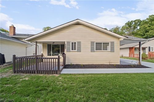 4262 W 181st Street, Cleveland, OH, 44135 | Card Image