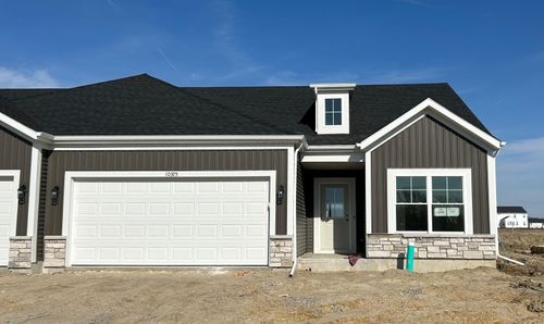 10375 Iowa St, Crown Point, IN, 46307 | Card Image