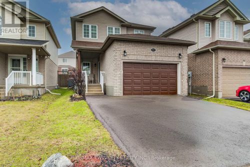 90 Udvari Crescent S, Kitchener, ON, N2N3P5 | Card Image