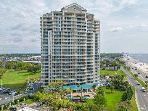 unit-305-2668 Beach Blvd, Biloxi, MS, 39531-4558 | Card Image