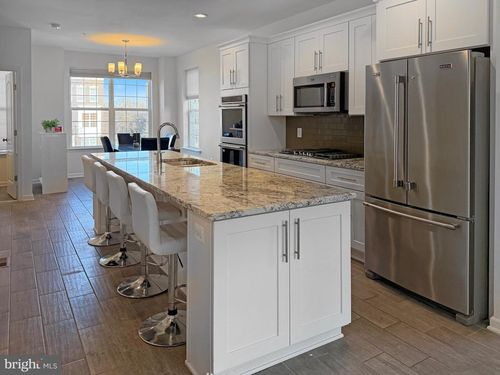 9713 Weshire Dr, UPPER MARLBORO, MD, 20774-2680 | Card Image