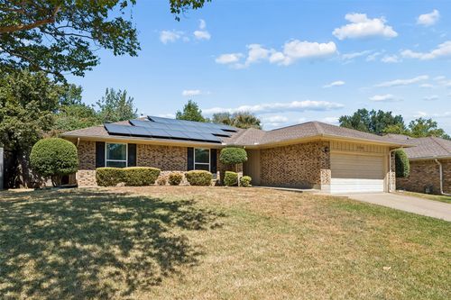 5729 Sage Bloom Dr, Arlington, TX, 76017-2019 | Card Image