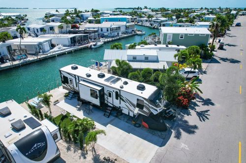 432-701 Spanish Main Dr, Cudjoe Key, FL, 33042-4355 | Card Image