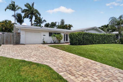 9971 Dogwood Ave, Palm Beach Gardens, FL, 33410-4763 | Card Image