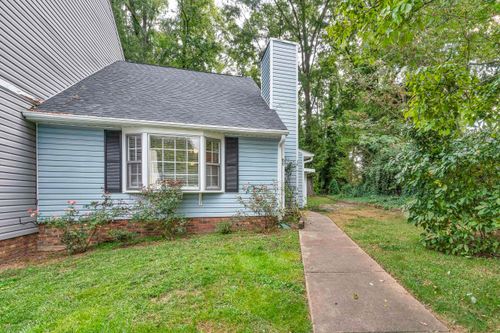 60 Hidden Springs Rd, Spartanburg, SC, 29302-5093 | Card Image