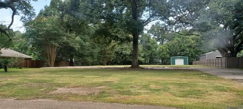 8645 Glen Ellen Dr, Baton Rouge, LA, 70809-2918 | Card Image