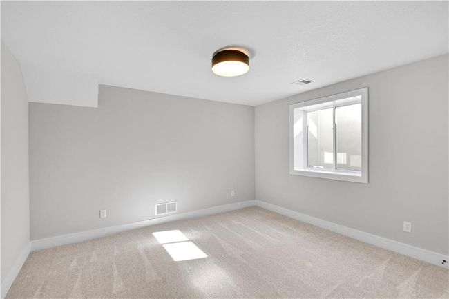 22023 W 94 Th St, House other with 4 bedrooms, 3 bathrooms and null parking in Lenexa KS | Image 36