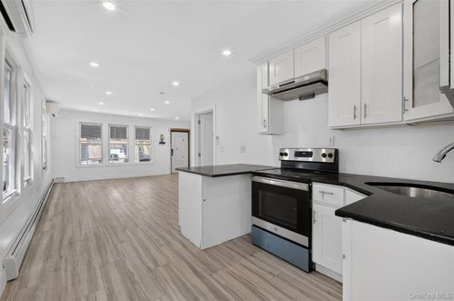 54-23 153rd St, Flushing, NY, 11355-5504 | Card Image