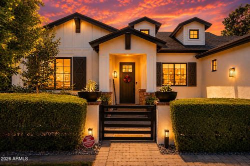 3655 E Piccadilly Rd, Phoenix, AZ, 85018-5130 | Card Image