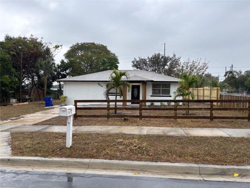 1215 New York Ave, PALM HARBOR, FL, 34683-3536 | Card Image