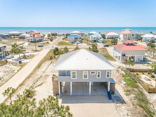 780 E Pine Ave, Saint George Island, FL, 32328-2925 | Card Image