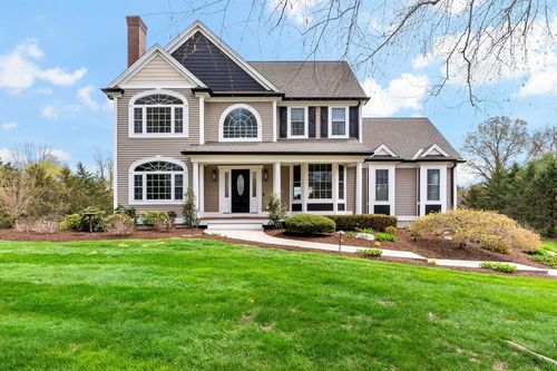 9 Round Farm Rd, Rehoboth, MA, 02769-2839 | Card Image