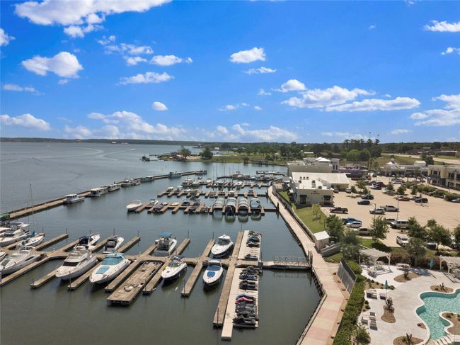UNIT-412 - 199 Waterpoint Ct, Condo with 3 bedrooms, 3 bathrooms and 2 parking in Montgomery TX | Image 6