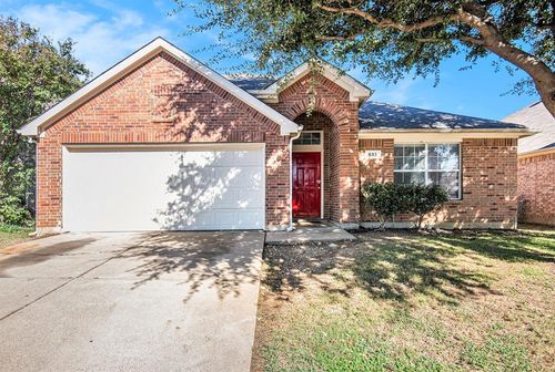 633 Horn Street, Crowley, TX, 76036 | Card Image