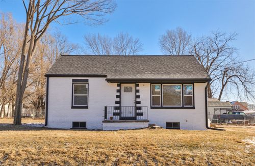 3811 40th St, Des Moines, IA, 50310-3618 | Card Image