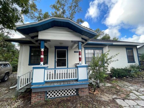 2133 Ne 8th Ave, Gainesville, FL, 32641-4736 | Card Image